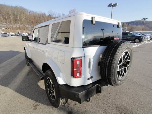 New 2025 Ford Bronco Outer Banks image 11