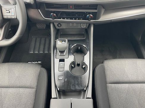 New 2026 Nissan Rogue SV FWD image 18