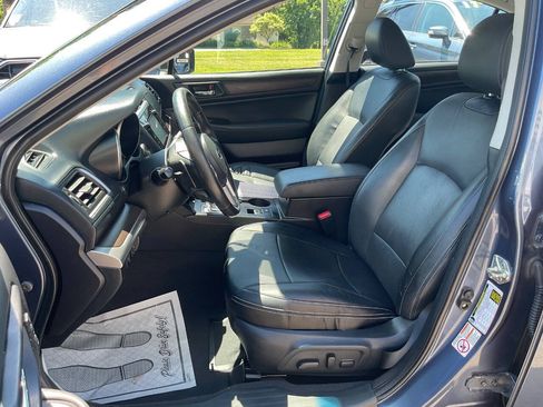 Used 2017 Subaru Legacy 2.5i Limited AWD/4WD image 16