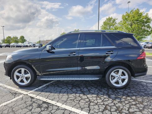 Used 2019 Mercedes-Benz GLE 400 4MATIC w/ Premium 2 Package image 17
