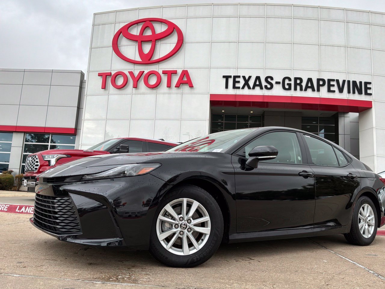 Used 2026 Toyota Camry LE FWD image 2