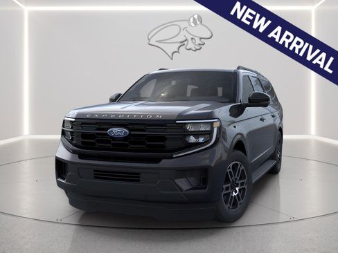 New 2026 Ford Expedition Max Active AWD/4WD image 1