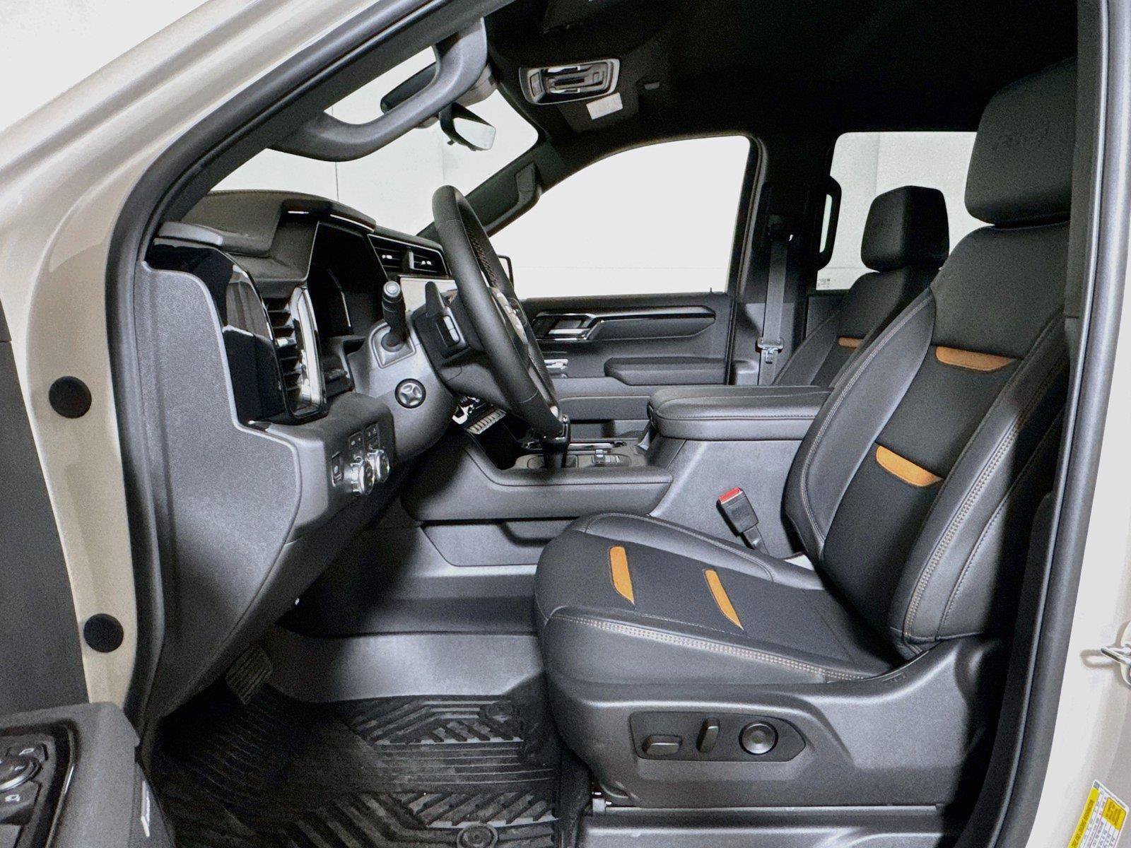 New 2026 GMC Sierra 1500 AT4 w/ Technology Package AWD/4WD image 12