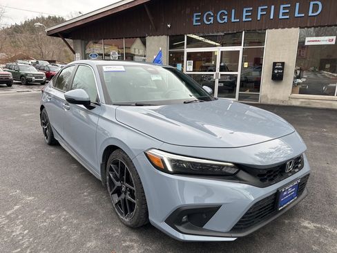 Used 2023 Honda Civic Sport Touring image 3