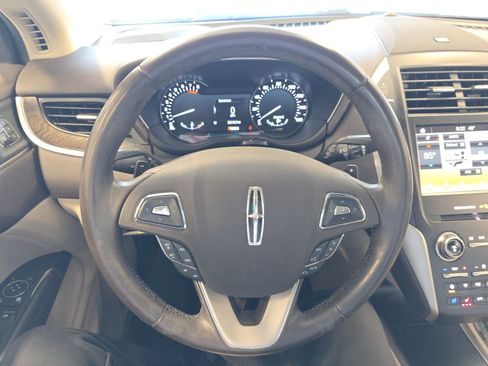 Used 2019 Lincoln MKC Reserve w/ MKC Climate Package image 10