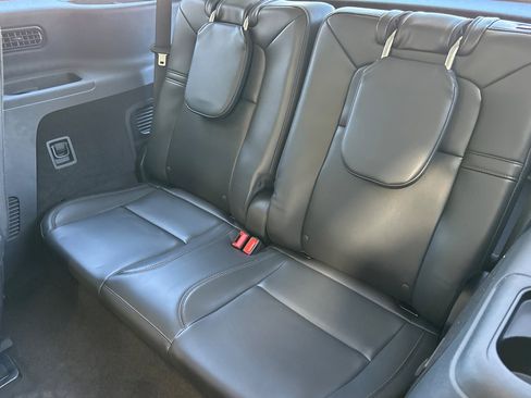 New 2025 Lincoln Aviator AWD w/ Equipment Group 101A image 14