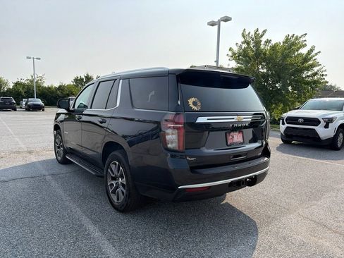 Used 2022 Chevrolet Tahoe LT w/ Luxury Package AWD/4WD image 4