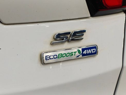 Used 2019 Ford Escape SE AWD/4WD image 39