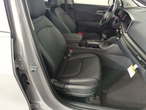 New 2026 Kia Sportage EX image 35