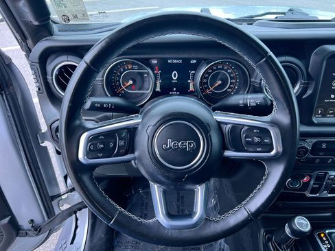 Used 2022 Jeep Gladiator Overland w/ Popular Equipment Package image 15