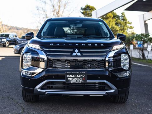 New 2026 Mitsubishi Outlander SE image 6