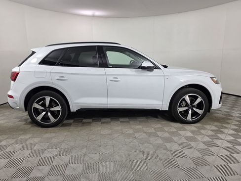 Certified 2023 Audi Q5 2.0T Premium Plus w/ Premium Plus Package AWD/4WD image 8