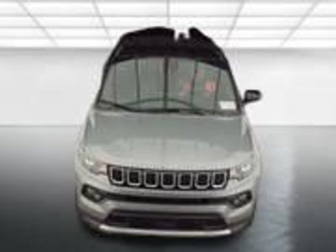 Used 2023 Jeep Compass Limited AWD/4WD image 11