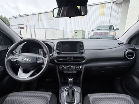 Used 2021 Hyundai Kona SE FWD image 10