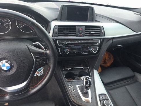 Used 2018 BMW 330i Sedan w/ Shadow Sport Edition image 6