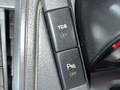 Used 2017 Ford Transit 150 130 Medium Roof RWD image 28