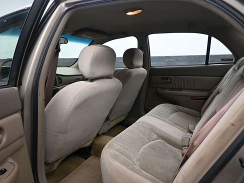 Used 2000 Buick Century Custom w/ Premium Opt Pkg image 18