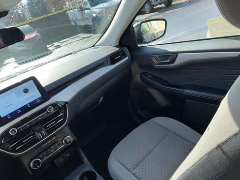 Certified 2022 Ford Escape SE w/ Convenience Package image 25