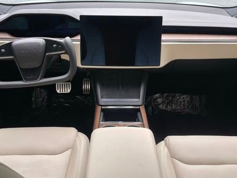 Used 2022 Tesla Model S AWD/4WD image 16