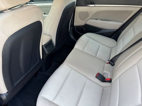 Used 2018 Hyundai Elantra Value Edition image 11