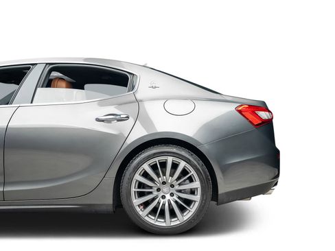 Used 2017 Maserati Ghibli RWD image 27