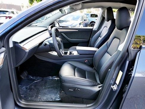 Used 2023 Tesla Model Y 2WD image 15