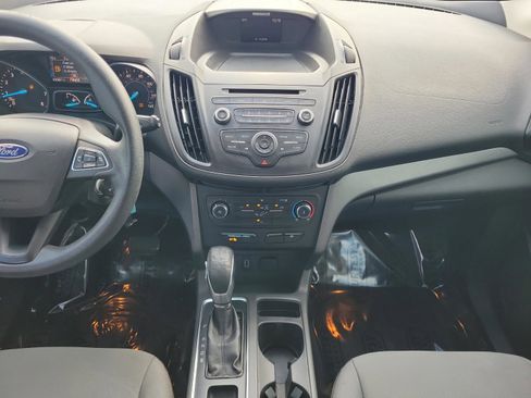 Used 2018 Ford Escape S image 25