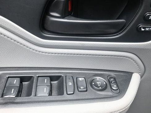 Used 2022 Honda Odyssey EX-L image 16