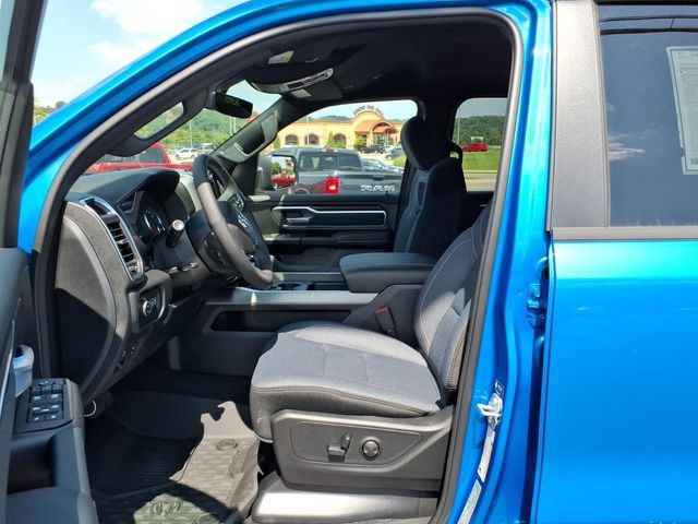 New 2026 RAM 1500 Big Horn AWD/4WD image 6