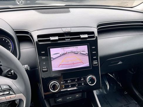 Used 2023 Hyundai Tucson SE image 17