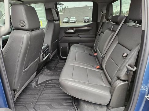 New 2026 GMC Sierra 1500 Elevation w/ Elevation Premium Package AWD/4WD image 15