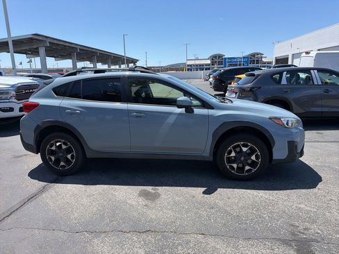 Used 2019 Subaru Crosstrek 2.0i Premium AWD/4WD image 3