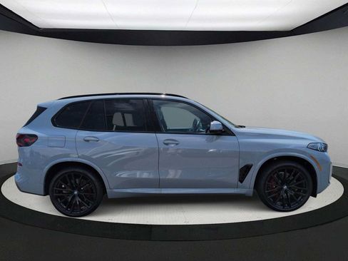 New 2026 BMW X5 xDrive40i w/ Executive Package AWD/4WD image 9