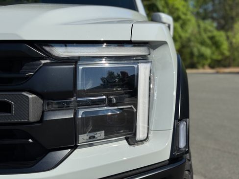 Used 2024 Ford F150 Raptor image 17