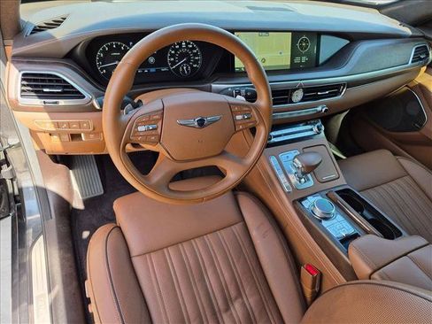 Used 2022 Genesis G90 3.3T Premium RWD image 6