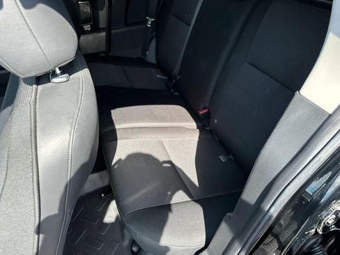 Used 2012 Toyota FJ Cruiser 4WD w/ Upgrade Pkg image 16