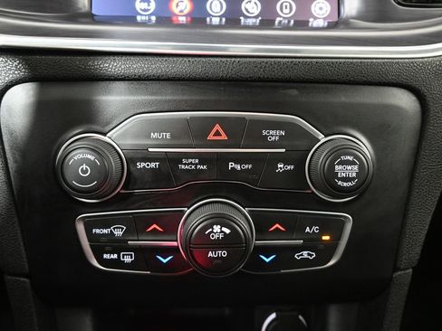 Used 2018 Dodge Charger GT w/ Blacktop Package AWD/4WD image 30