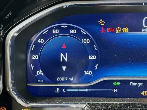 Used 2023 Chevrolet Silverado 1500 LT image 18