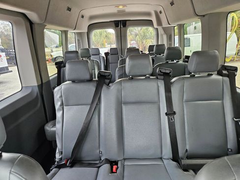 Used 2016 Ford Transit 350 XL image 18