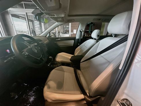 Used 2019 Volkswagen Tiguan S AWD/4WD image 13
