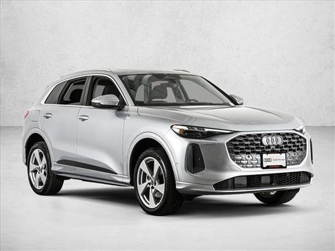 New 2026 Audi Q5 Premium AWD/4WD image 3