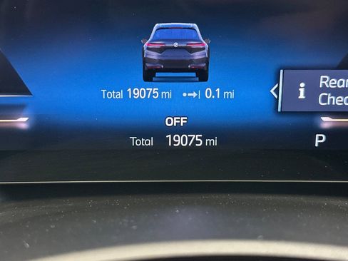 Used 2023 BMW iX xDrive50 w/ Premium Package AWD/4WD image 35