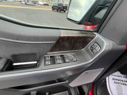 Used 2023 Ford F150 Lariat w/ FX4 Off-Road Package image 14