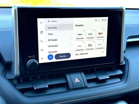 Certified 2025 Toyota RAV4 XLE FWD image 14