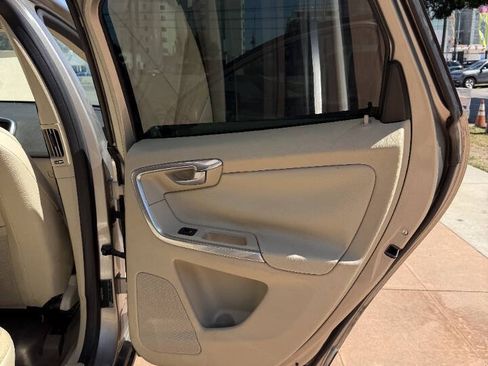 Used 2013 Volvo XC60 3.2 FWD image 22