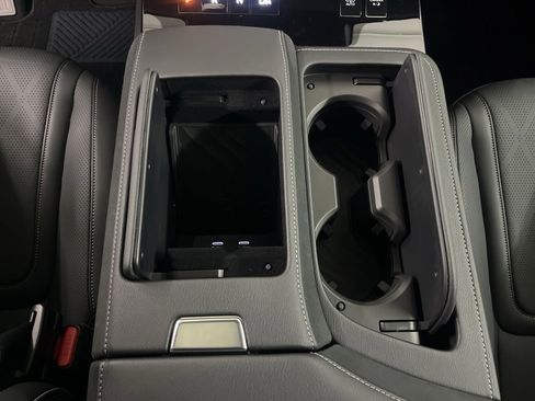 Certified 2025 INFINITI QX80 Sensory image 13