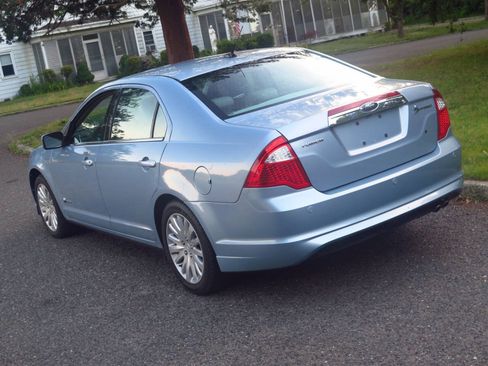 Used 2010 Ford Fusion Hybrid FWD image 22