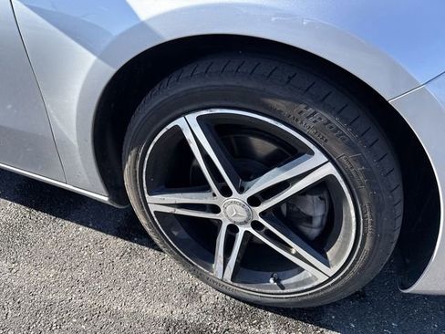 Used 2020 Mercedes-Benz A 220 4MATIC image 12