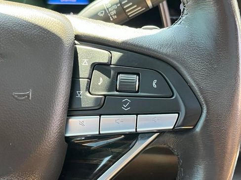 Used 2021 Cadillac Escalade ESV Sport w/ Driver Assist Tech Package AWD/4WD image 17