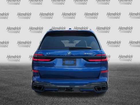 Certified 2025 BMW X7 M60i image 9